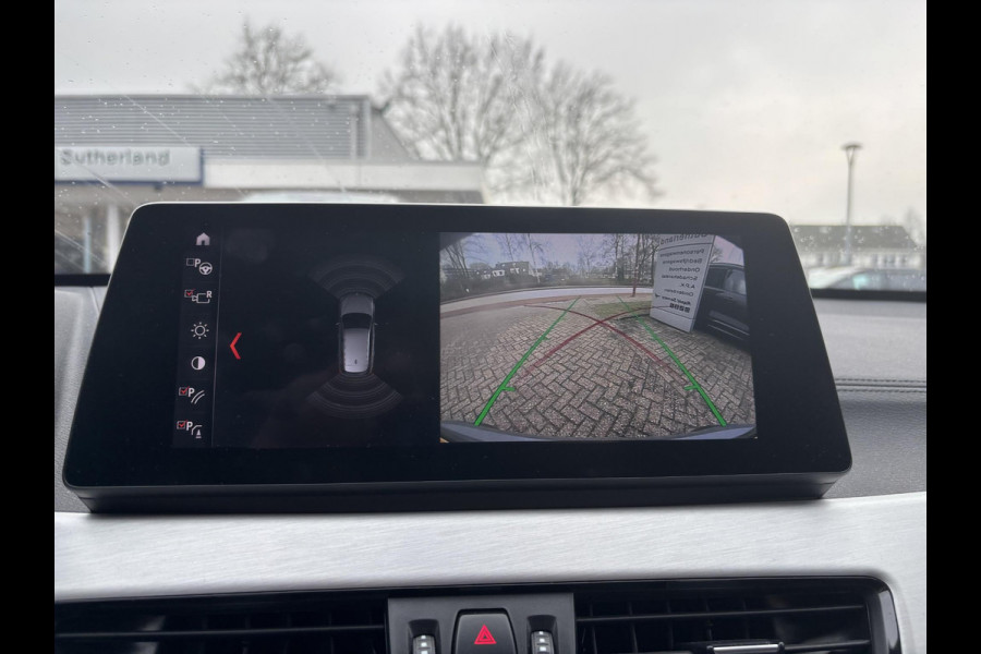 BMW X1 xDrive25e eDrive M Sport | SCI | Plug-in Hybride | PHEV | 220pk | Panoramadak | Storm Bay Metallic | 19 inch | M Pakket | Camera | Sportstoelen | Led verlichting | Head Up Display | Shadowline Exterieur