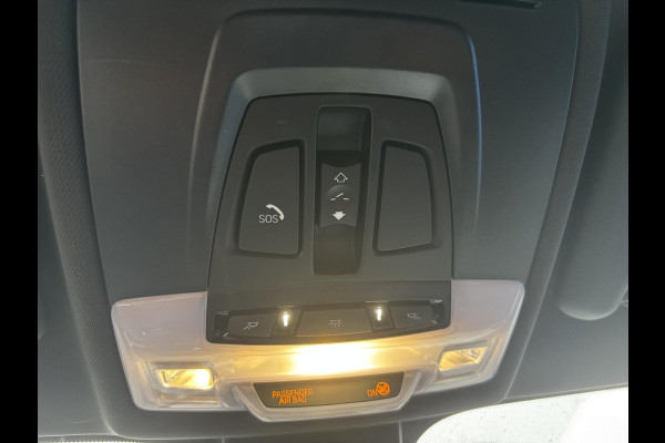 BMW X1 xDrive25e eDrive M Sport | SCI | Plug-in Hybride | PHEV | 220pk | Panoramadak | Storm Bay Metallic | 19 inch | M Pakket | Camera | Sportstoelen | Led verlichting | Head Up Display | Shadowline Exterieur