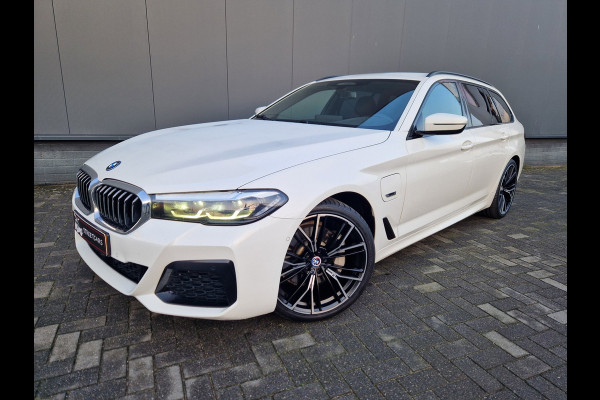 BMW 5 Serie Touring 530e xDrive M Sport /Led /Adap Cruise