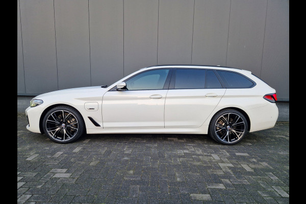 BMW 5 Serie Touring 530e xDrive M Sport /Led /Adap Cruise