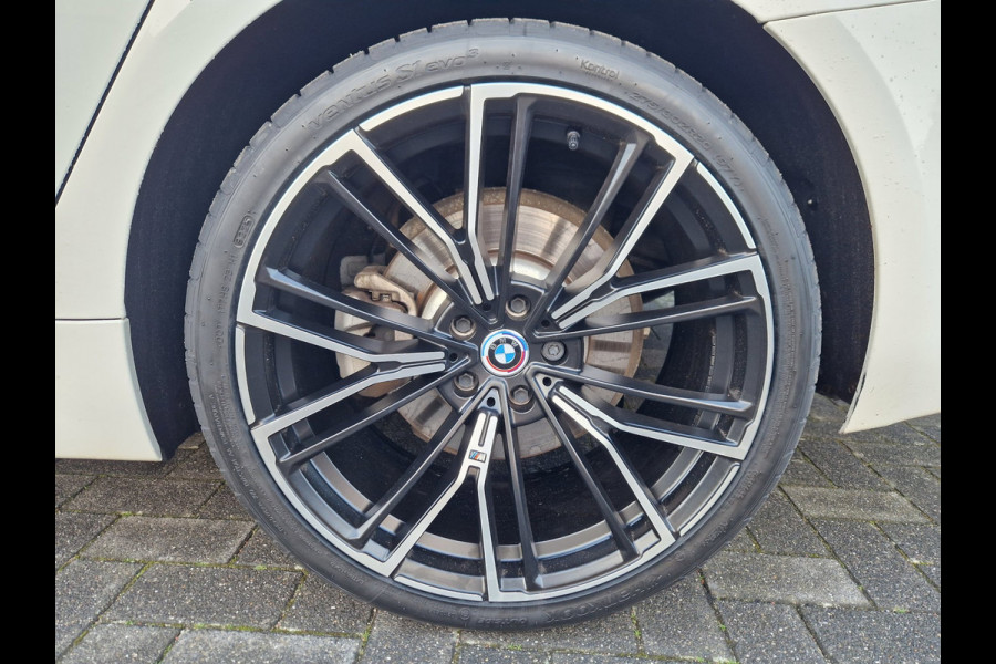 BMW 5 Serie Touring 530e xDrive M Sport /Led /Adap Cruise
