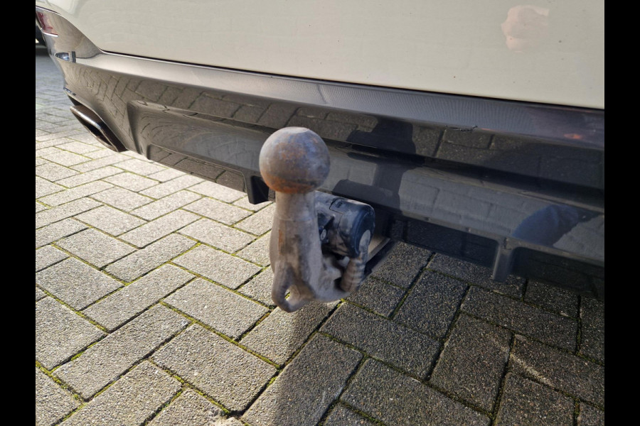 BMW 5 Serie Touring 530e xDrive M Sport /Led /Adap Cruise