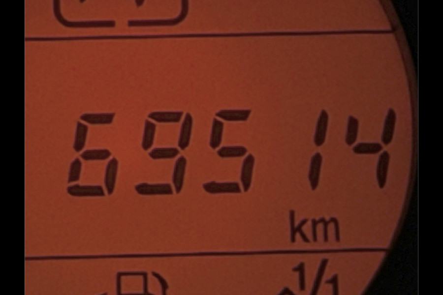 Toyota Aygo 1.0 VVT-i x-play automaat | airco | camera | 5drs rijstrooksensor | brake assist