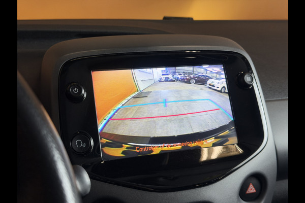 Toyota Aygo 1.0 VVT-i x-play automaat | airco | camera | 5drs rijstrooksensor | brake assist