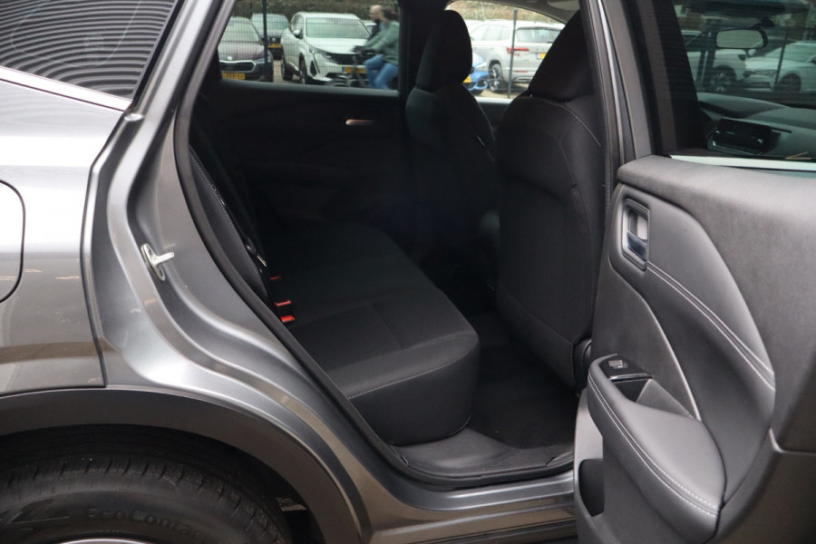 Nissan QASHQAI 1.3 MHEV Acenta 140 Pk / Airco / Cruise / Side assist / Line assist.