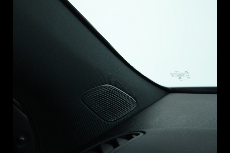 Mercedes-Benz GLA 250 e Star Edition AMG Line AMG | Achteruitrijcamera | Ledkoplampen | EASY-PACK achterklep | Distronic. Inclusief 24 maanden Mercedes-Benz Certified garantie voor Europa.