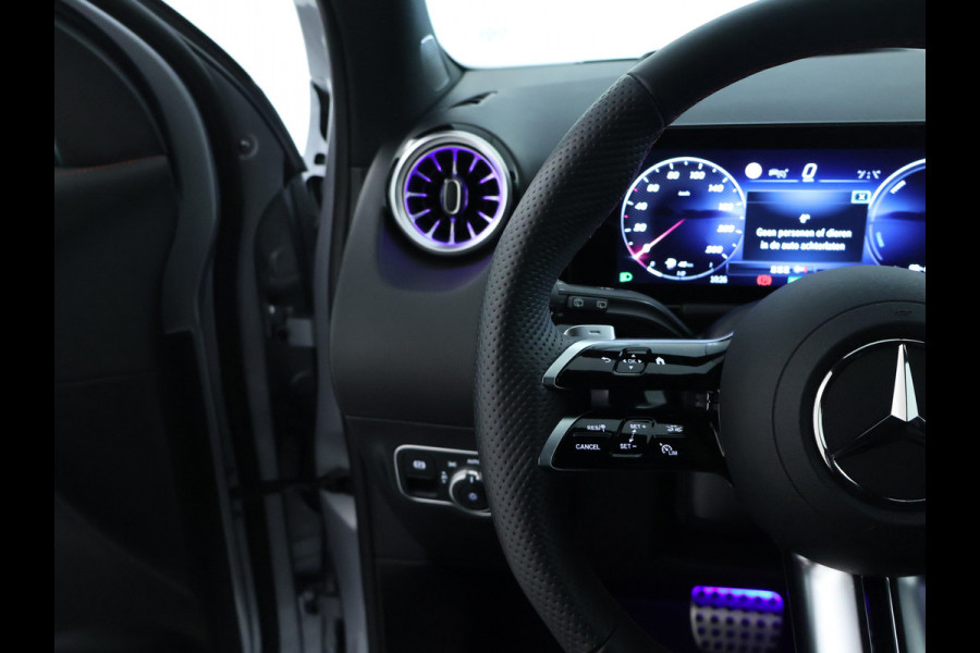 Mercedes-Benz GLA 250 e Star Edition AMG Line AMG | Achteruitrijcamera | Ledkoplampen | EASY-PACK achterklep | Distronic. Inclusief 24 maanden Mercedes-Benz Certified garantie voor Europa.