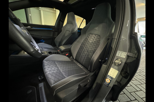 Volkswagen Golf 1.5 eTSI R Line Pano|HuD|H/K|Keyles|IQ|Camera