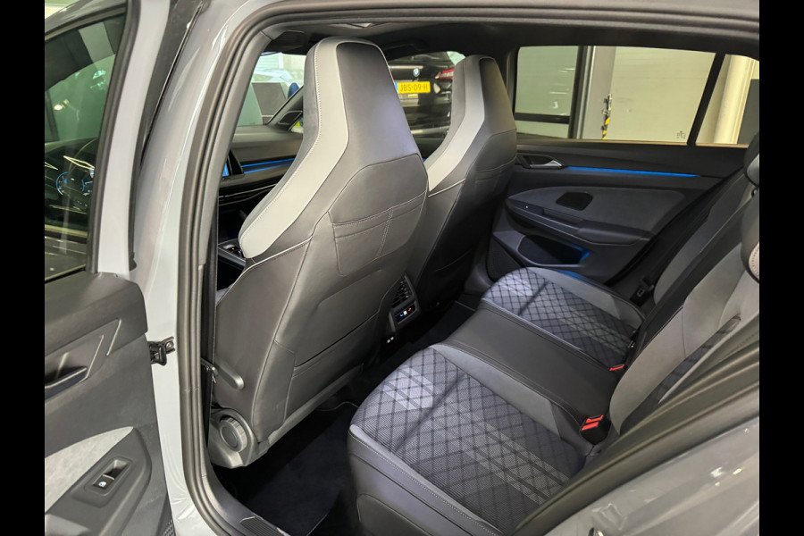 Volkswagen Golf 1.5 eTSI R Line Pano|HuD|H/K|Keyles|IQ|Camera