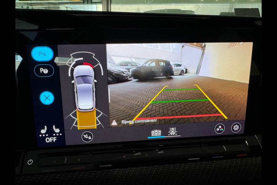 Volkswagen Golf 1.5 eTSI R Line Pano|HuD|H/K|Keyles|IQ|Camera