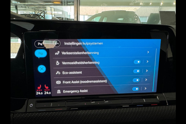 Volkswagen Golf 1.5 eTSI R Line Pano|HuD|H/K|Keyles|IQ|Camera