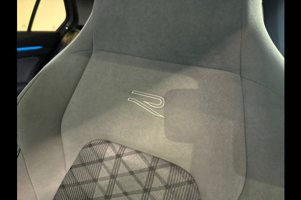 Volkswagen Golf 1.5 eTSI R Line Pano|HuD|H/K|Keyles|IQ|Camera