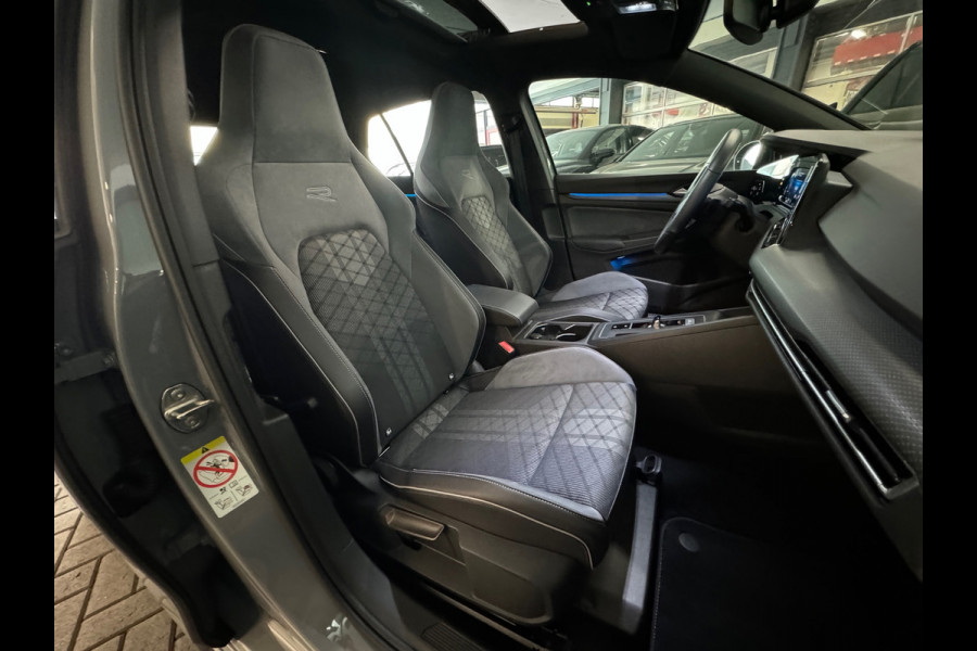 Volkswagen Golf 1.5 eTSI R Line Pano|HuD|H/K|Keyles|IQ|Camera