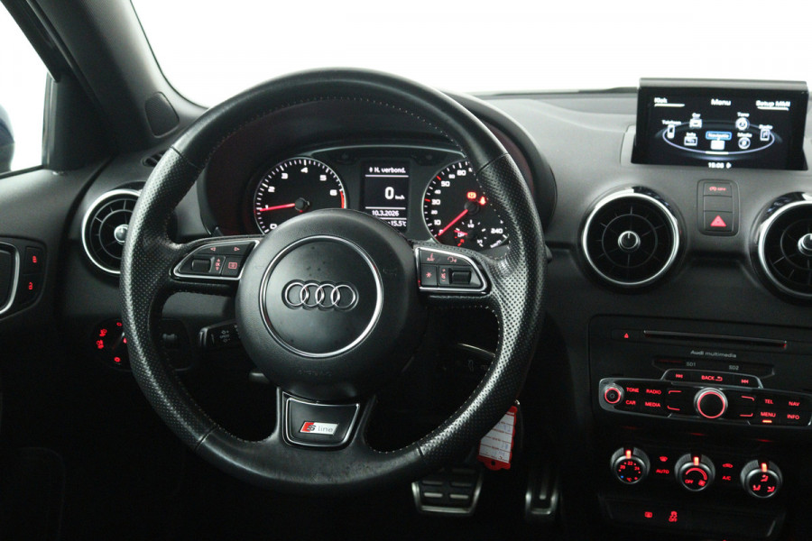 Audi A1 Sportback 1.0 TFSI Advance Sport (NAVIGATIE, CRUISE CONTROL, AUTOMAAT)
