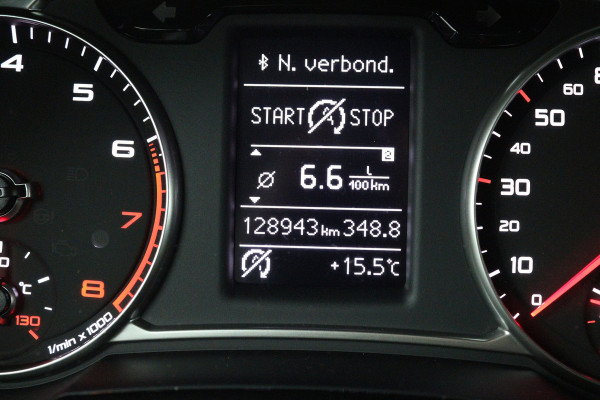 Audi A1 Sportback 1.0 TFSI Advance Sport (NAVIGATIE, CRUISE CONTROL, AUTOMAAT)