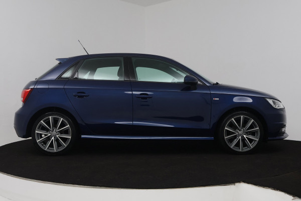 Audi A1 Sportback 1.0 TFSI Advance Sport (NAVIGATIE, CRUISE CONTROL, AUTOMAAT)