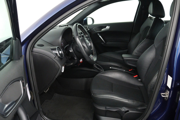 Audi A1 Sportback 1.0 TFSI Advance Sport (NAVIGATIE, CRUISE CONTROL, AUTOMAAT)