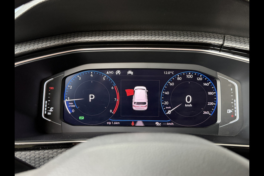 Volkswagen T-Cross 1.5 TSI 150 ACT R-Line | Navi | Beats | Camera | Virtual cockpit | 18" | ACC | Dodehoek | 100% Onderhouden!