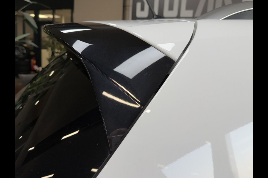 Volkswagen T-Cross 1.5 TSI 150 ACT R-Line | Navi | Beats | Camera | Virtual cockpit | 18" | ACC | Dodehoek | 100% Onderhouden!