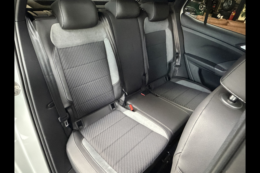 Volkswagen T-Cross 1.5 TSI 150 ACT R-Line | Navi | Beats | Camera | Virtual cockpit | 18" | ACC | Dodehoek | 100% Onderhouden!