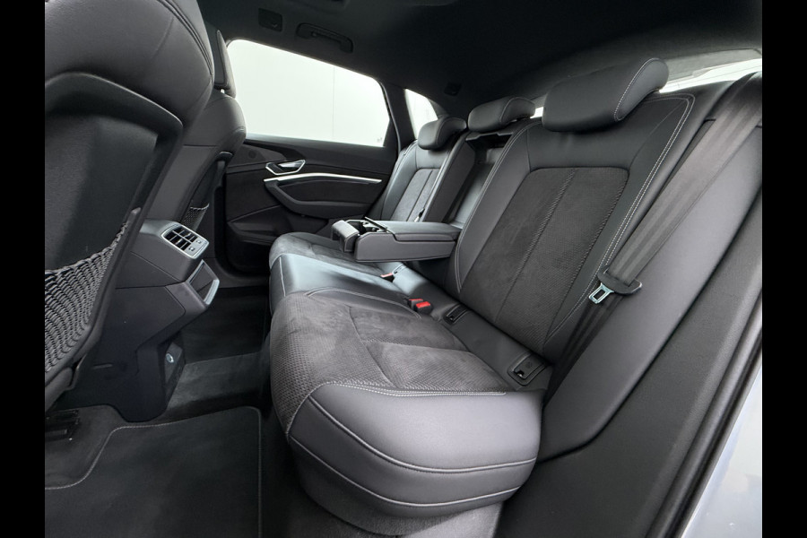 Audi e-tron Quattro S-Line Pano-dak Luchtvering Sportstoelen Zwarte-Hemel PTC Apple Carplay Androi Auto Leder/Alcantara Memory Navi Camera P SOH 91% Stoelverwarming Led Elek.Stoelen DAB Elek.Achterklep Keyless Dealeronderhouden Origineel Nederlandse Auto Zeer Compleet