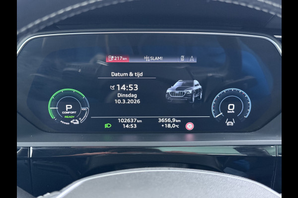 Audi e-tron Quattro S-Line Pano-dak Luchtvering Sportstoelen Zwarte-Hemel PTC Apple Carplay Androi Auto Leder/Alcantara Memory Navi Camera P SOH 91% Stoelverwarming Led Elek.Stoelen DAB Elek.Achterklep Keyless Dealeronderhouden Origineel Nederlandse Auto Zeer Compleet