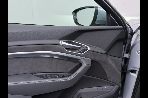 Audi e-tron Quattro S-Line Pano-dak Luchtvering Sportstoelen Zwarte-Hemel PTC Apple Carplay Androi Auto Leder/Alcantara Memory Navi Camera P SOH 91% Stoelverwarming Led Elek.Stoelen DAB Elek.Achterklep Keyless Dealeronderhouden Origineel Nederlandse Auto Zeer Compleet