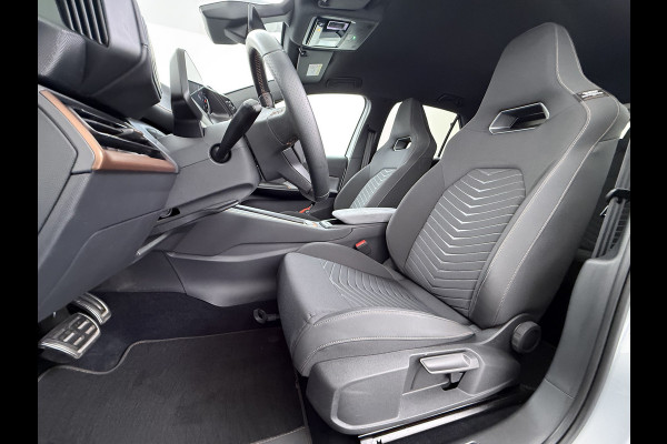 CUPRA Born Edition 62kWh 3 Fase Navi Ecc Apple Carplay Android 18"lm Adaptive-Cruise Pdc SOH 93% Stoel+Stuurverwarming Privacy Glas Lmv Led Isofix DAB Bluetooth Rijstrooksensor 1e Eigenaar Origineel Nederlandse Auto Dealeronderhouden 11kw laden thuis