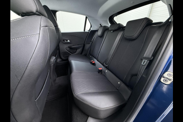 Opel CORSA-E Elegance 50 kWh VAN € 19.900,- VOOR € 16.770,- UW LENTEVOORDEEL € 3.130,-! | 3 FASE | SOH 93% | STUUR+STOELVERWARMING | WARMTEPOMP | DEALER ONDERHOUDEN | RIJKLAARPRIJS |CAMERA | DODE HOEK| LEKKER COMPLEET|