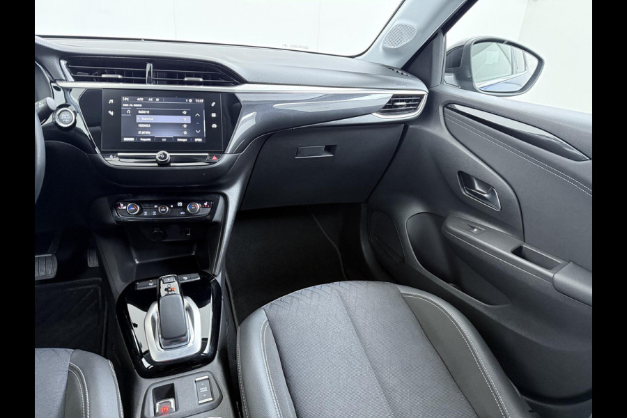 Opel CORSA-E Elegance 50 kWh VAN € 19.900,- VOOR € 16.770,- UW LENTEVOORDEEL € 3.130,-! | 3 FASE | SOH 93% | STUUR+STOELVERWARMING | WARMTEPOMP | DEALER ONDERHOUDEN | RIJKLAARPRIJS |CAMERA | DODE HOEK| LEKKER COMPLEET|