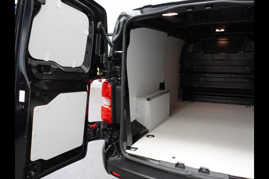 Peugeot Expert 2.0 BlueHDI 145pk L3 Automaat Airco Navigatie Cruise control Trekhaak Carplay