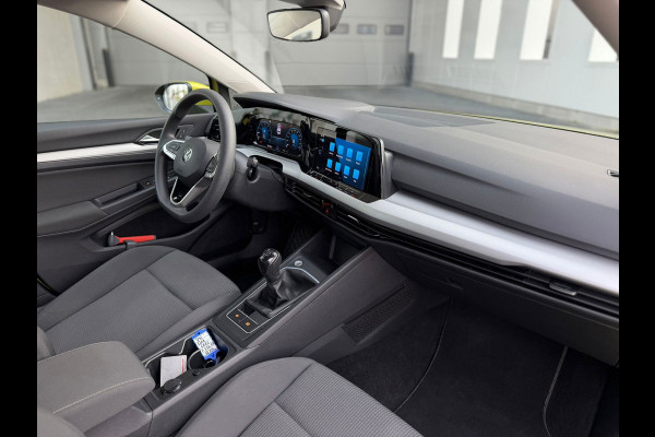 Volkswagen Golf 1.0 TSI Golf, trekhaak, adaptief cruise controle, 1 e eigenaar, NL auto met nationale auto pas