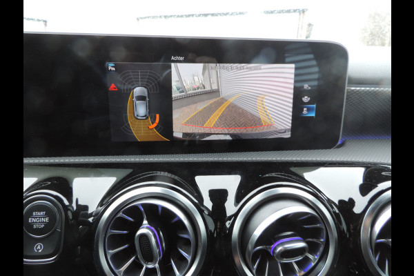 Mercedes-Benz A-Klasse 180 Business Solution Luxury sfeer licht
