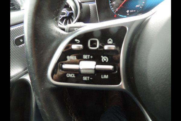 Mercedes-Benz A-Klasse 180 Business Solution Luxury sfeer licht