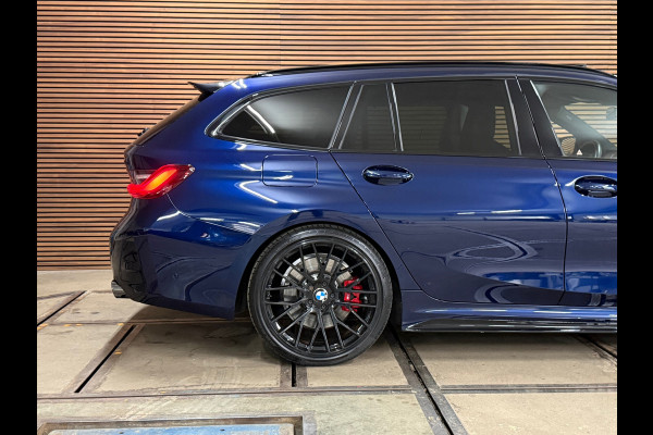 BMW 3 Serie Touring M340i xDrive LCI M-Sport Pro | FaceLift BOMvol!| M-Performance | Maxton Design | Tansaniet Blauw Individual |