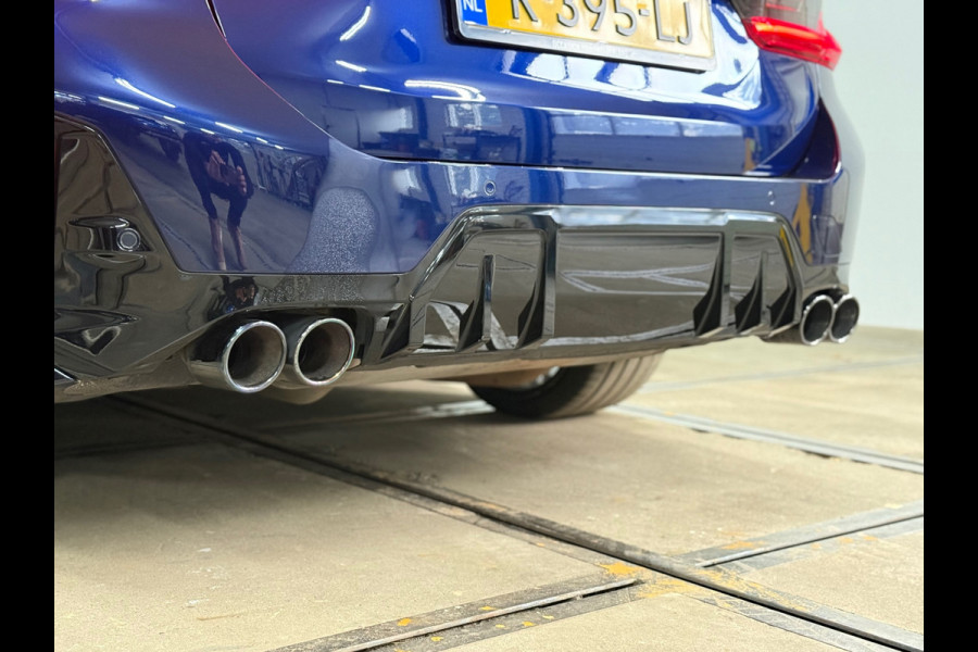 BMW 3 Serie Touring M340i xDrive LCI M-Sport Pro | FaceLift BOMvol!| M-Performance | Maxton Design | Tansaniet Blauw Individual |
