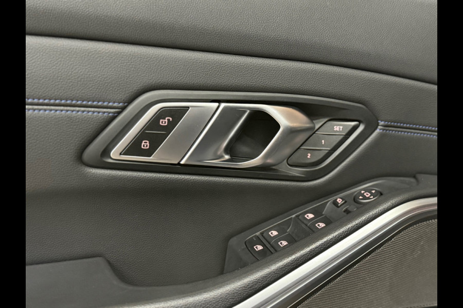 BMW 3 Serie Touring M340i xDrive LCI M-Sport Pro | FaceLift BOMvol!| M-Performance | Maxton Design | Tansaniet Blauw Individual |