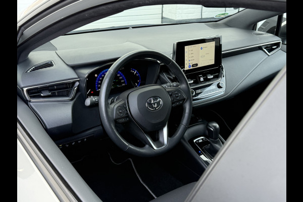 Toyota Corolla Touring Sports 2.0 Hybrid Team D | Trekhaak | CarPlay | ACC | Camera | LED | 17 inch