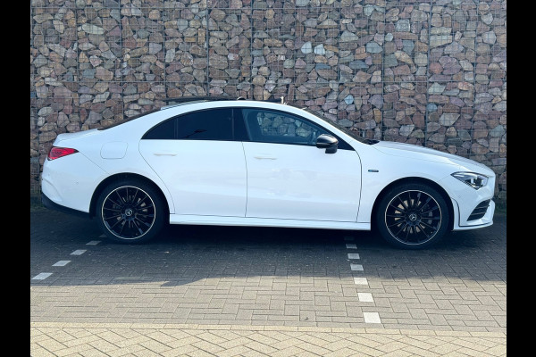 Mercedes-Benz CLA-Klasse 250 e AMG Line Pano Ambiance Led Plug in Hybride