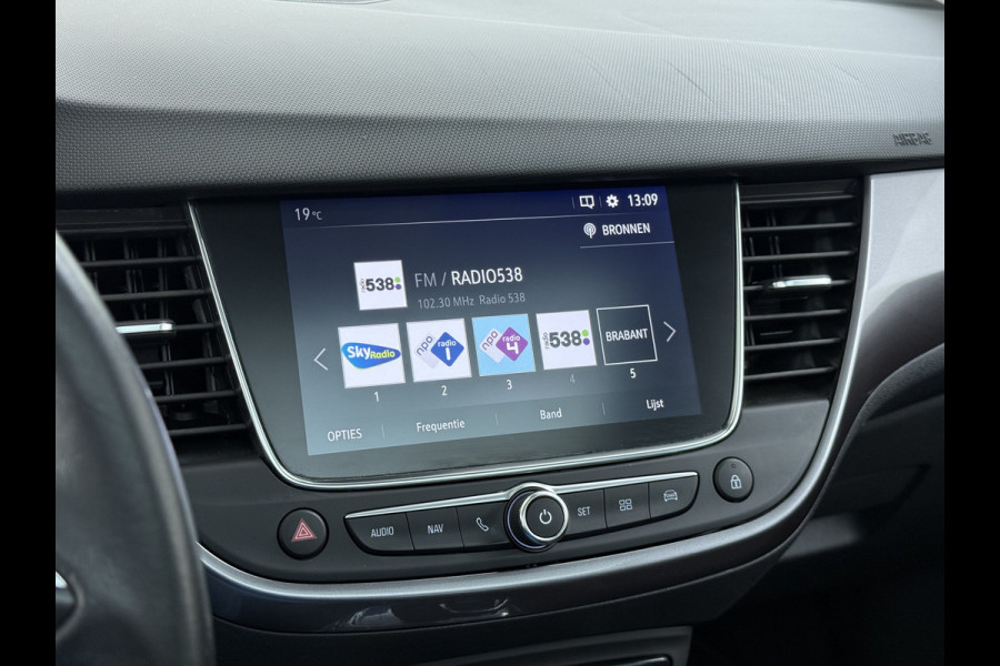 Opel Crossland X 1.2T 111pk Pano-Dak HUD 360°Camera Head-Up-Display Navi Ecc Apple Carplay Android Auto Pdc Innovation Cruise Control Lmv Bluetooth Isofix Regen-Lichtsensor LaneAssist