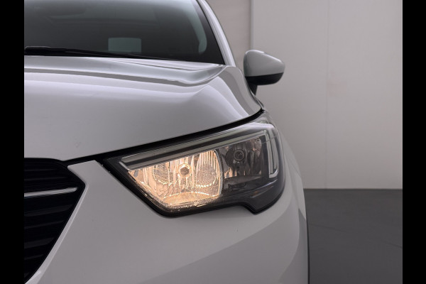 Opel Crossland X 1.2T 111pk Pano-Dak HUD 360°Camera Head-Up-Display Navi Ecc Apple Carplay Android Auto Pdc Innovation Cruise Control Lmv Bluetooth Isofix Regen-Lichtsensor LaneAssist