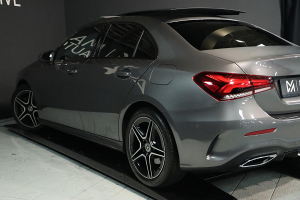 Mercedes-Benz A-Klasse A250 AMG / PANO / KEYLESS / ACC / CAMERA / DODEHOEK