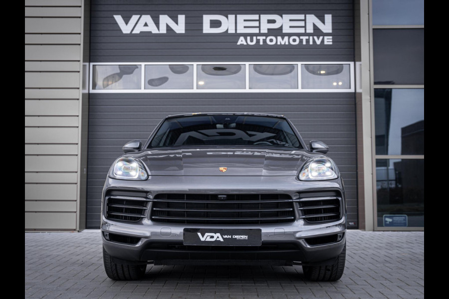 Porsche Cayenne Coupé 3.0 E-Hybrid - Sport Chrono l Panorama l Achter As Best. l Luchtvering l 22'' l Sfeerverl.