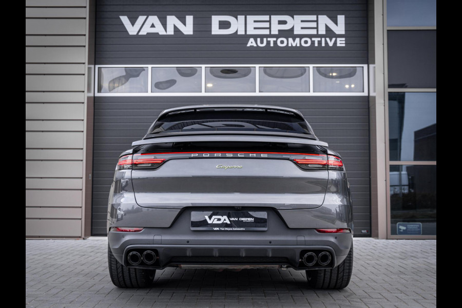 Porsche Cayenne Coupé 3.0 E-Hybrid - Sport Chrono l Panorama l Achter As Best. l Luchtvering l 22'' l Sfeerverl.
