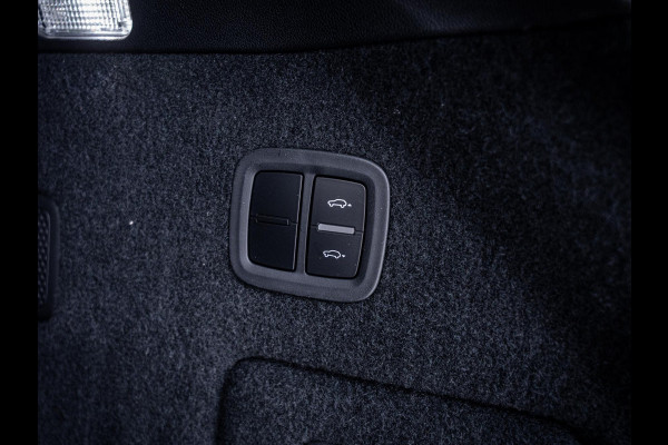 Porsche Cayenne Coupé 3.0 E-Hybrid - Sport Chrono l Panorama l Achter As Best. l Luchtvering l 22'' l Sfeerverl.