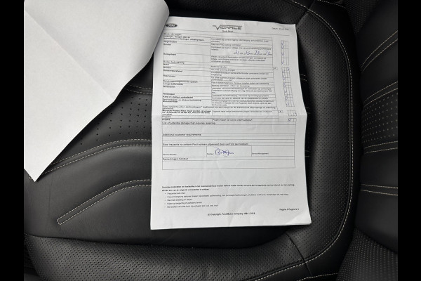 Ford Kuga 2.5 PHEV Vignale (Plug-In) (INCL-BTW) Aut. *LEATHER | DIGI-COCKPIT | FULL-LED | KEYLESS | CAMERA | DAB | CARPLAY | NAVI-FULLMAP | MEMORY-PACK | HEATED-COMFORTSEATS | PRIVACYGLASS | TOWBAR | LANE-ASSIST | 18''ALU*