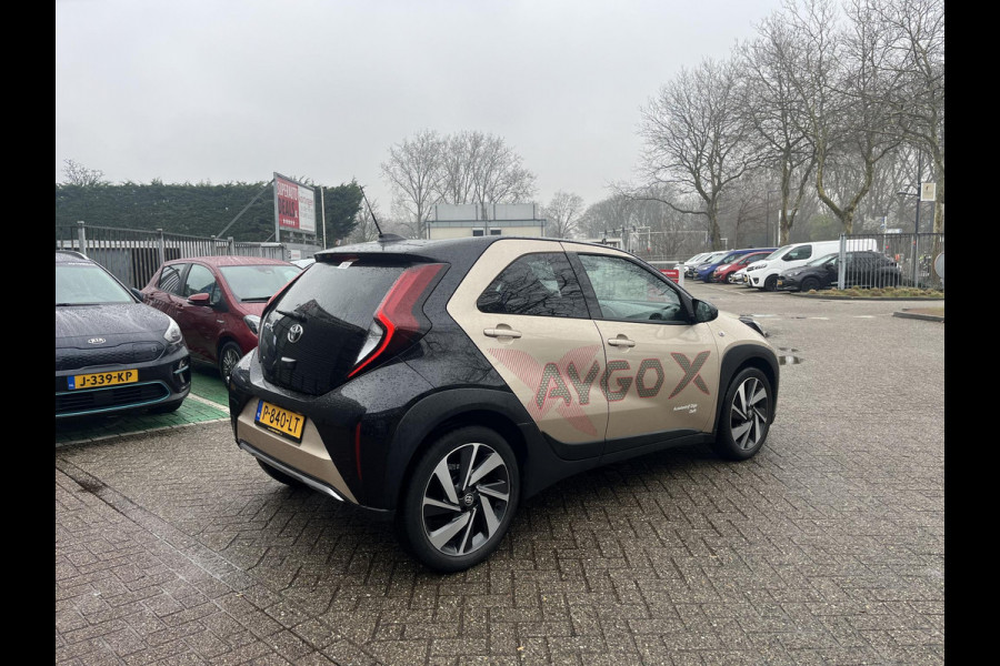 Toyota Aygo X 1.0 VVT-i MT Envy | JBL audio | Camera | Navigatie |