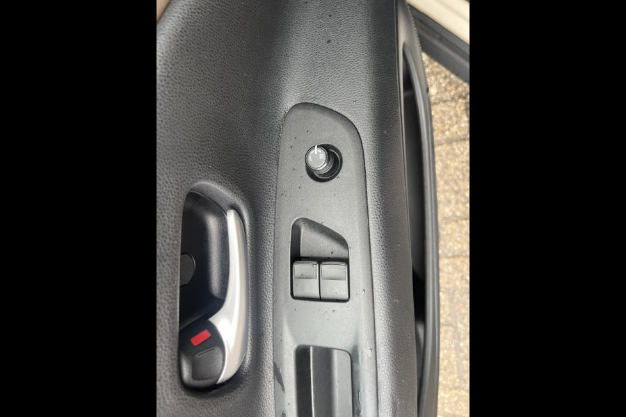 Toyota Aygo X 1.0 VVT-i MT Envy | JBL audio | Camera | Navigatie |