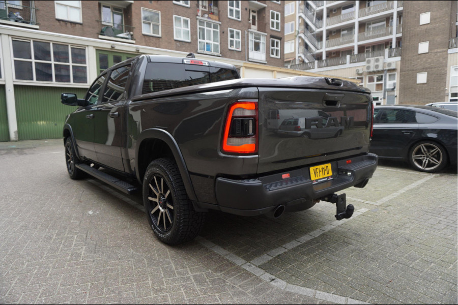 Dodge Ram 1500 5.7 V8 4x4 Rebel Sport | Luchtvering PANO -dak | Black Line | Off Road | Groot Navi | Apple CarPlay | Keyless | 20inch | Harman Kardon | Full LED | LPG onderbouw |3/2026 beurt + 4x Banden  | excl BTW
