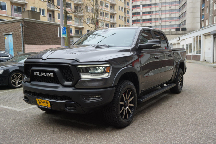 Dodge Ram 1500 5.7 V8 4x4 Rebel Sport | Luchtvering PANO -dak | Black Line | Off Road | Groot Navi | Apple CarPlay | Keyless | 20inch | Harman Kardon | Full LED | LPG onderbouw |3/2026 beurt + 4x Banden  | excl BTW